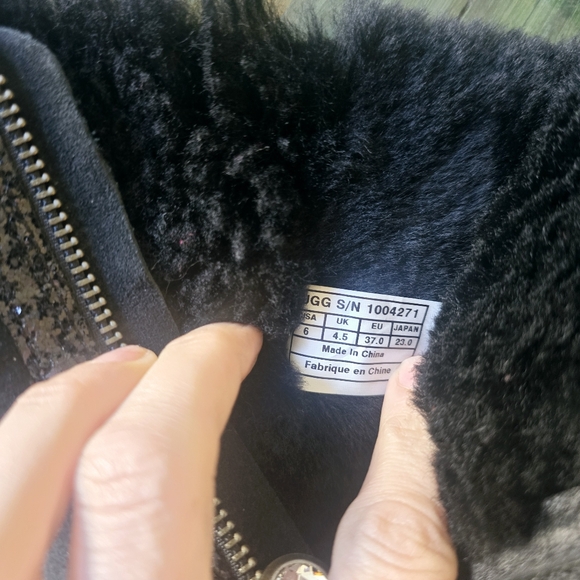 UGG Blaise Glitter Moto Boot - Picture 7 of 7